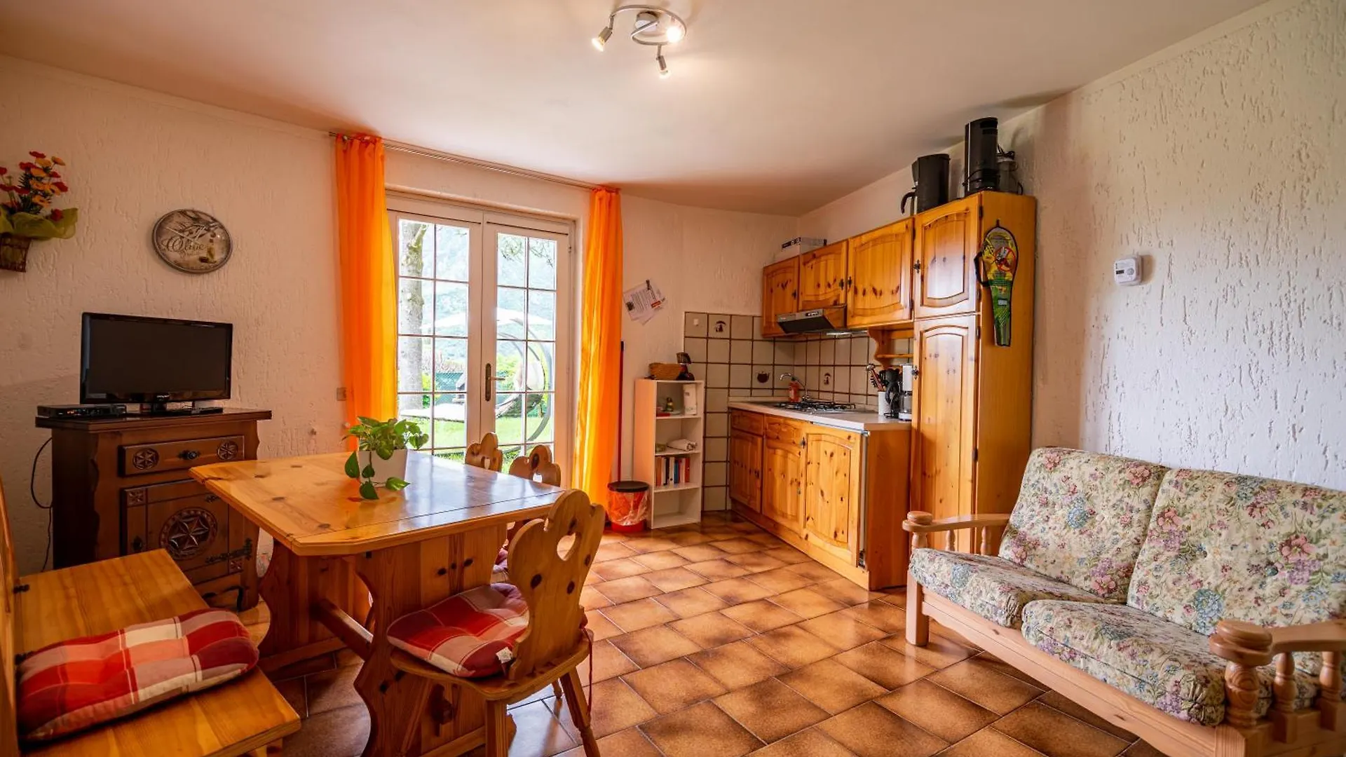 Vesta Casa Sabine, Appartamento Con Giardino E Vista Rocca 0*,  איטליה