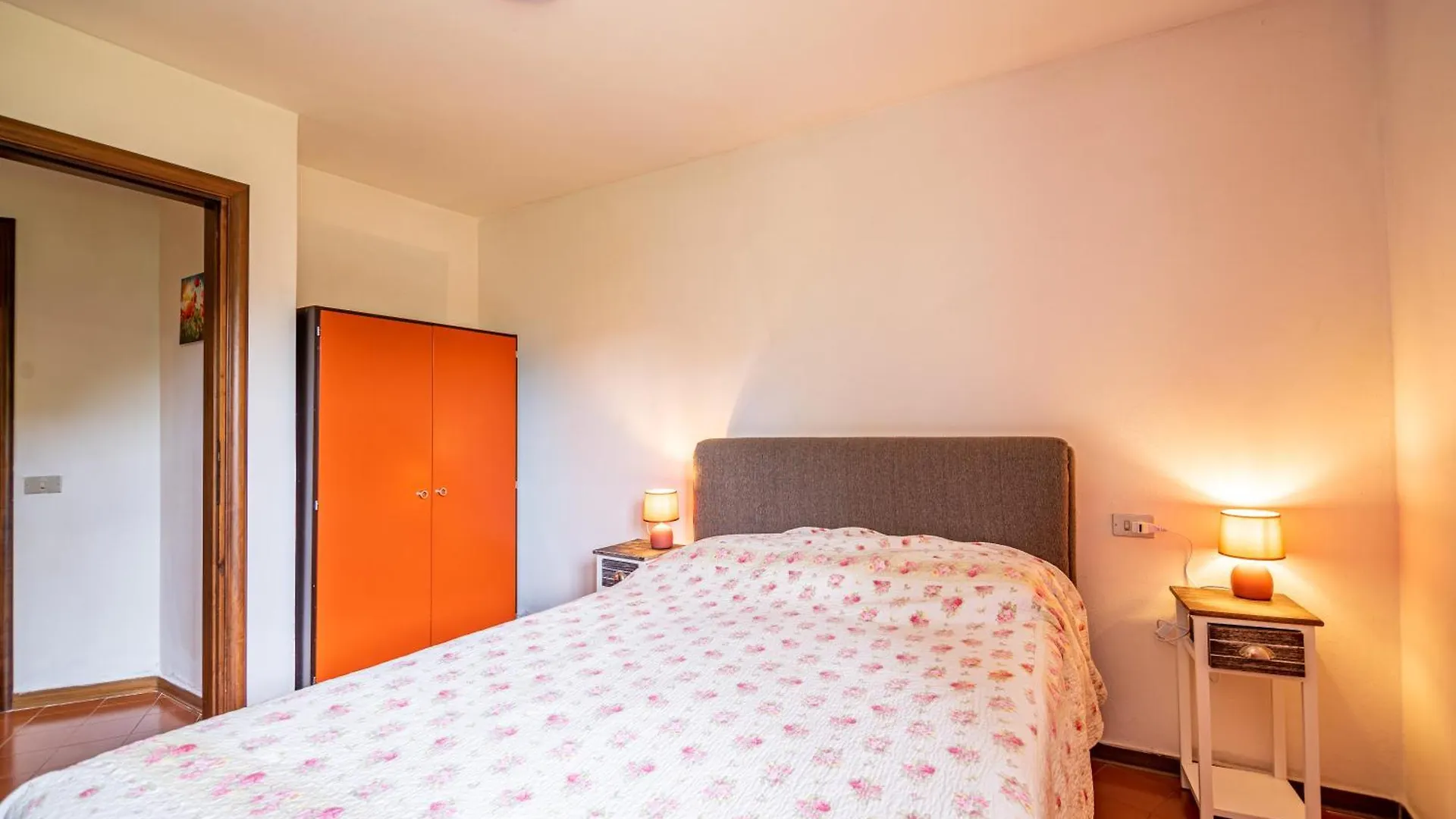 Vesta Casa Sabine, Appartamento Con Giardino E Vista Rocca דירה