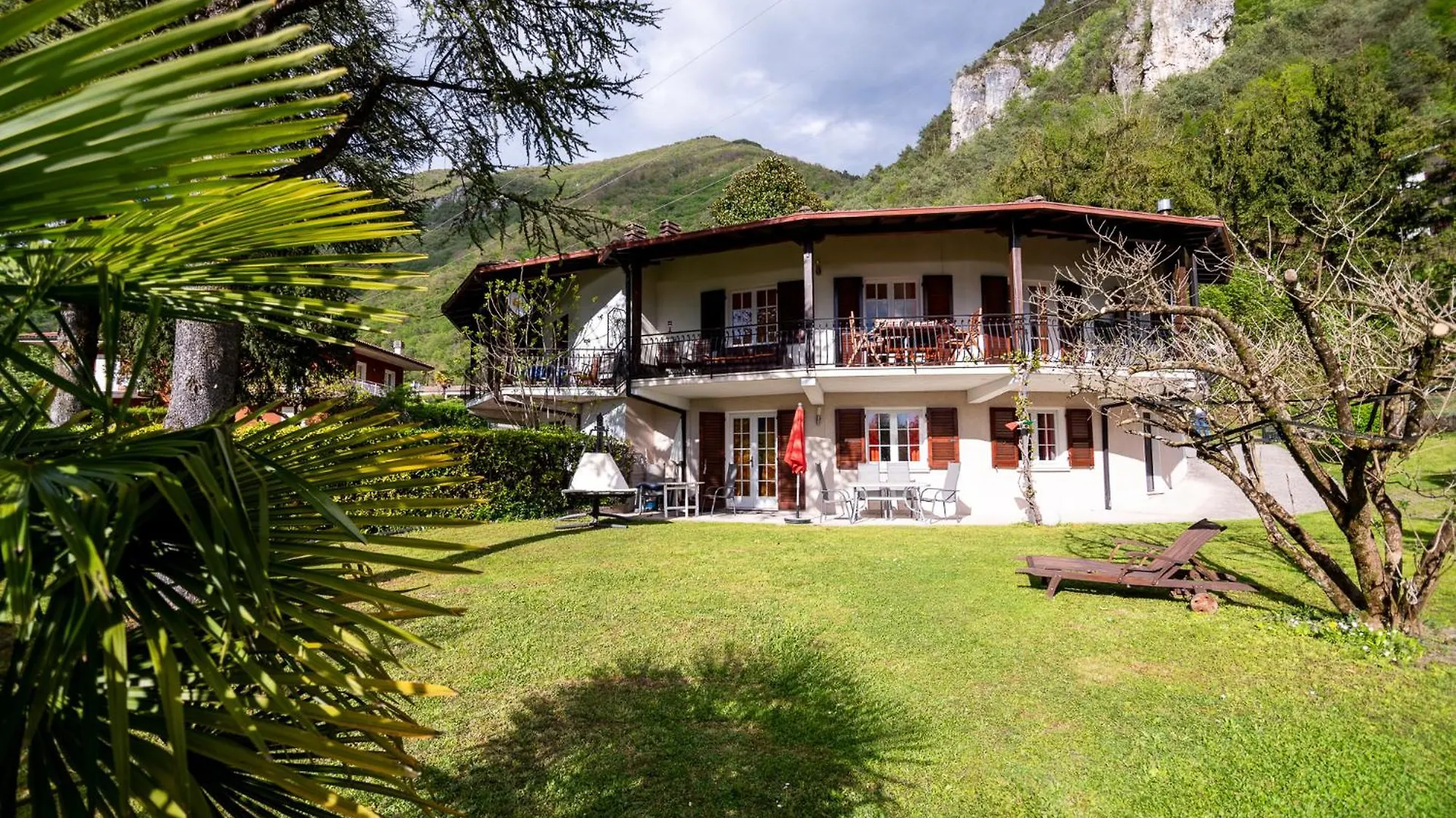 Vesta Casa Sabine, Appartamento Con Giardino E Vista Rocca